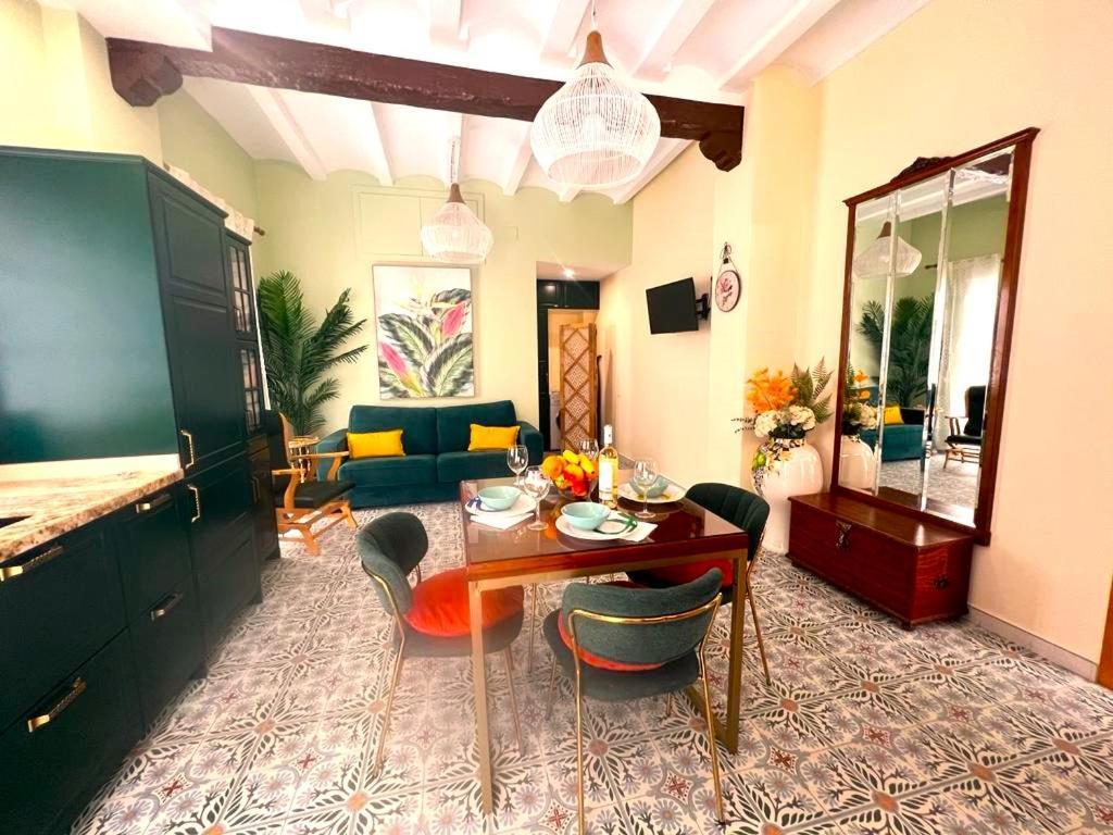 Esmeralda Apartment With Free Private Underground Parking Valencia Exteriör bild